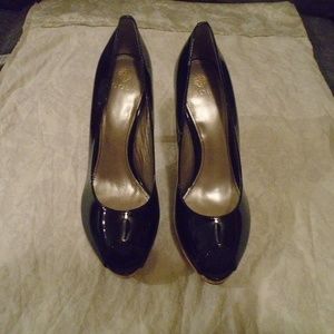 Isola Notte Black Patent Leather Heels 8.5